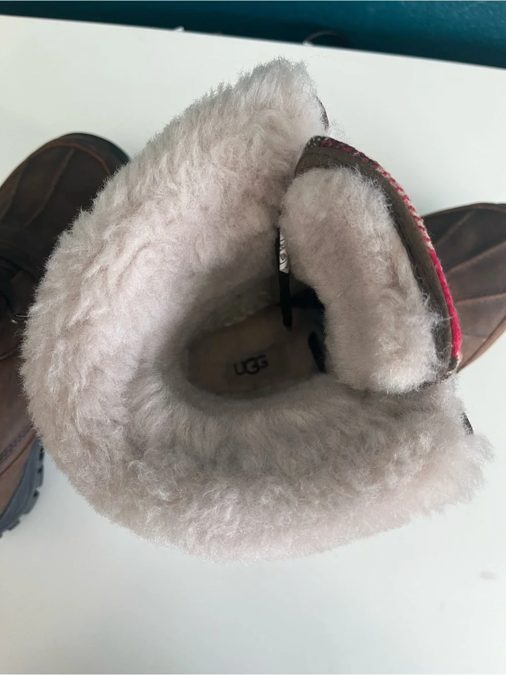 UGG Women’s Size 8 Adirondack ll Plaid Stout Heavy-duty Winter Boots
